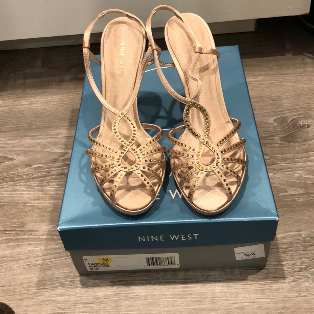 NIB Nine West Heels